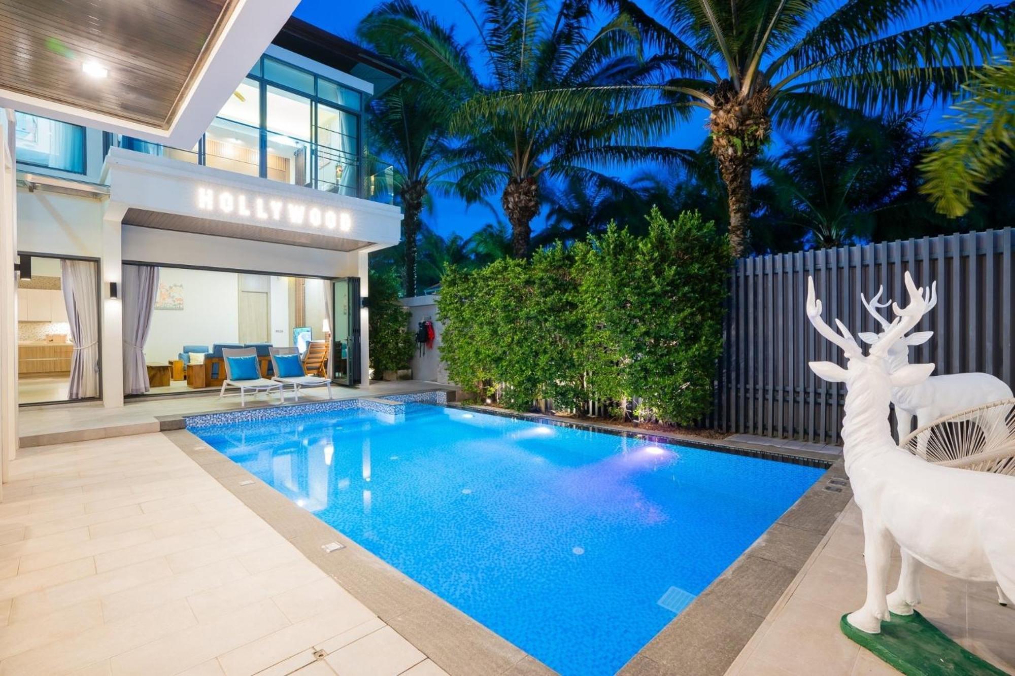 Hollywood Pool Villa Pattaya