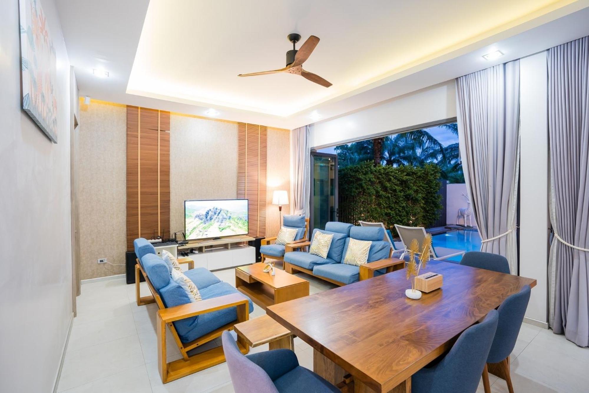 Villa Hollywood Pool Pattaya